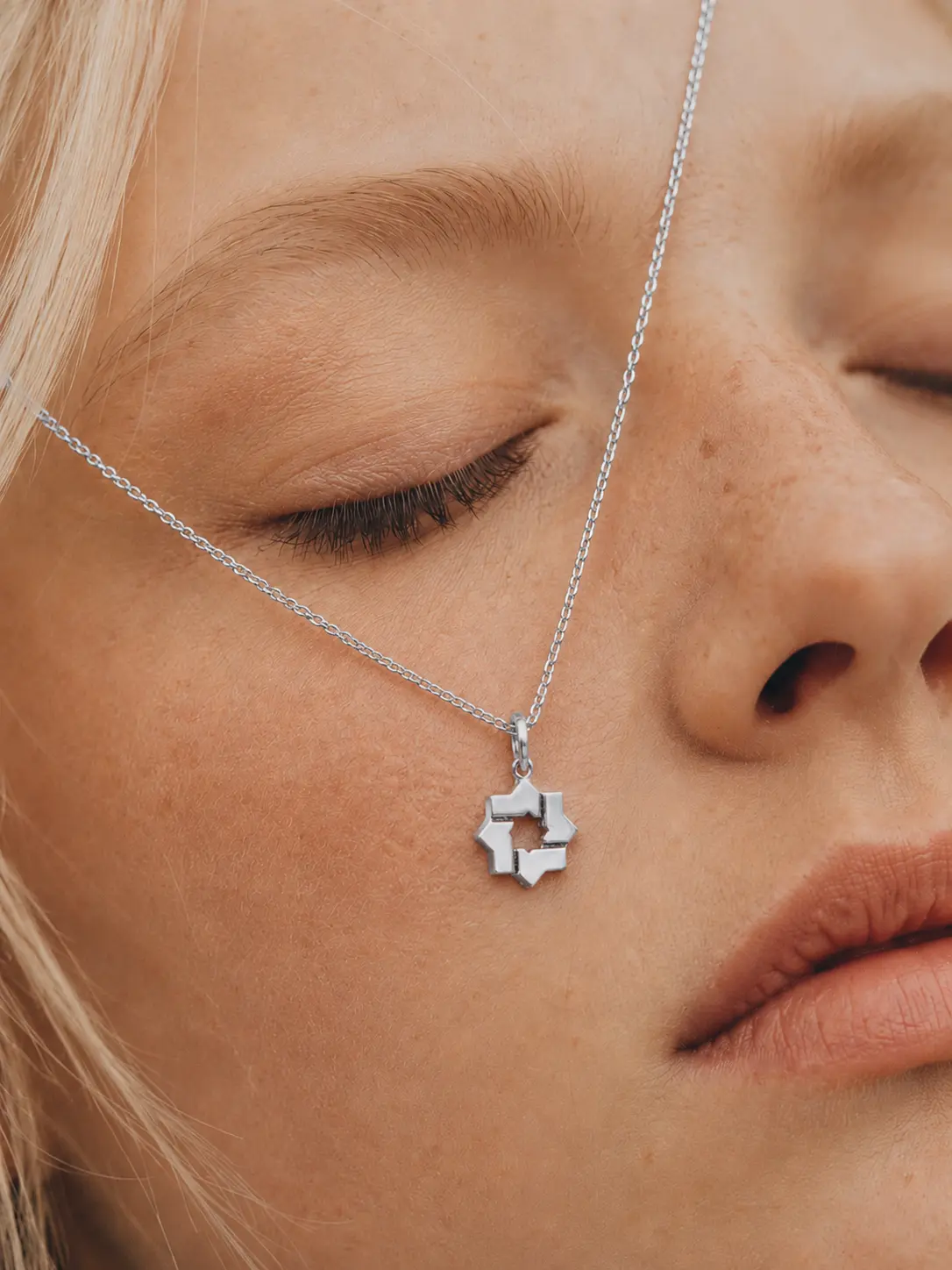Fotografía editorial para Joyería Tena